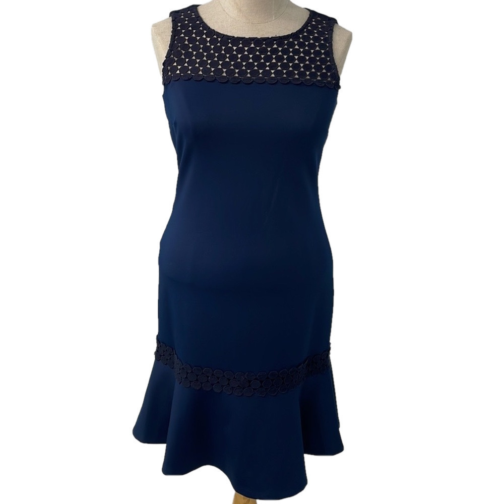 KARL LAGERFELD PARIS FIT AND FLARE DRESS SIZE 8